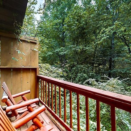Hotel Bear Hugs Pigeon Forge Exterior foto
